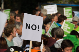 Более 10 000 кипрских учителей протестуют против реформы образования